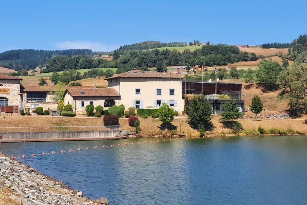 Joli Gite Rural Dans Un Havre De Paix Saint-Bonnet-le-Troncy Extérieur photo