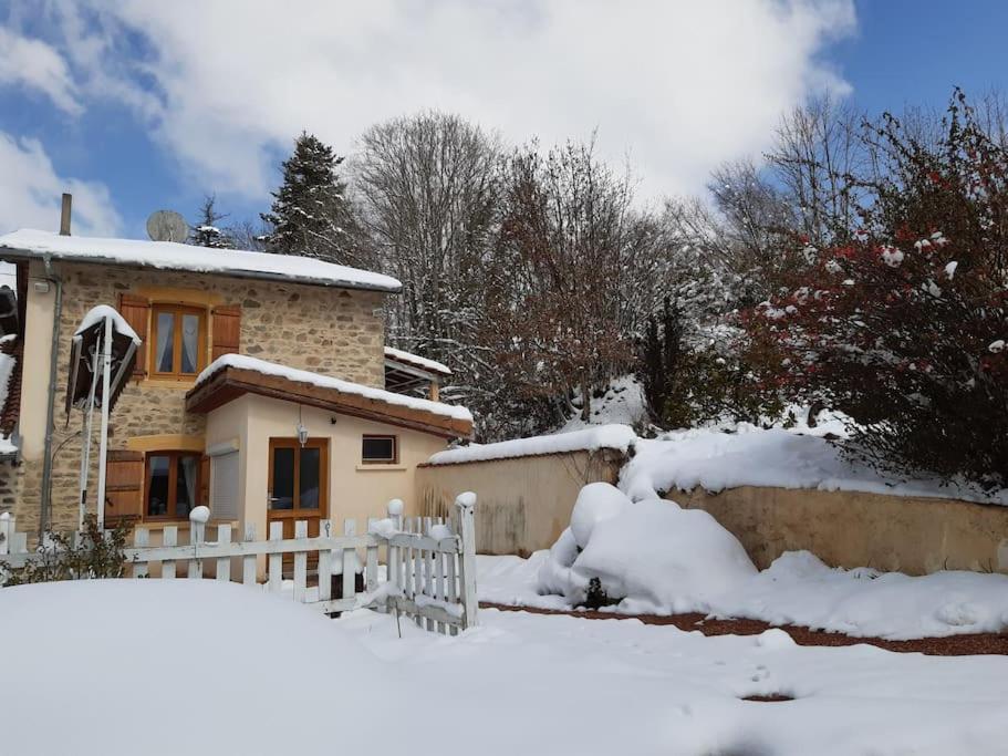 Joli Gite Rural Dans Un Havre De Paix Saint-Bonnet-le-Troncy Extérieur photo