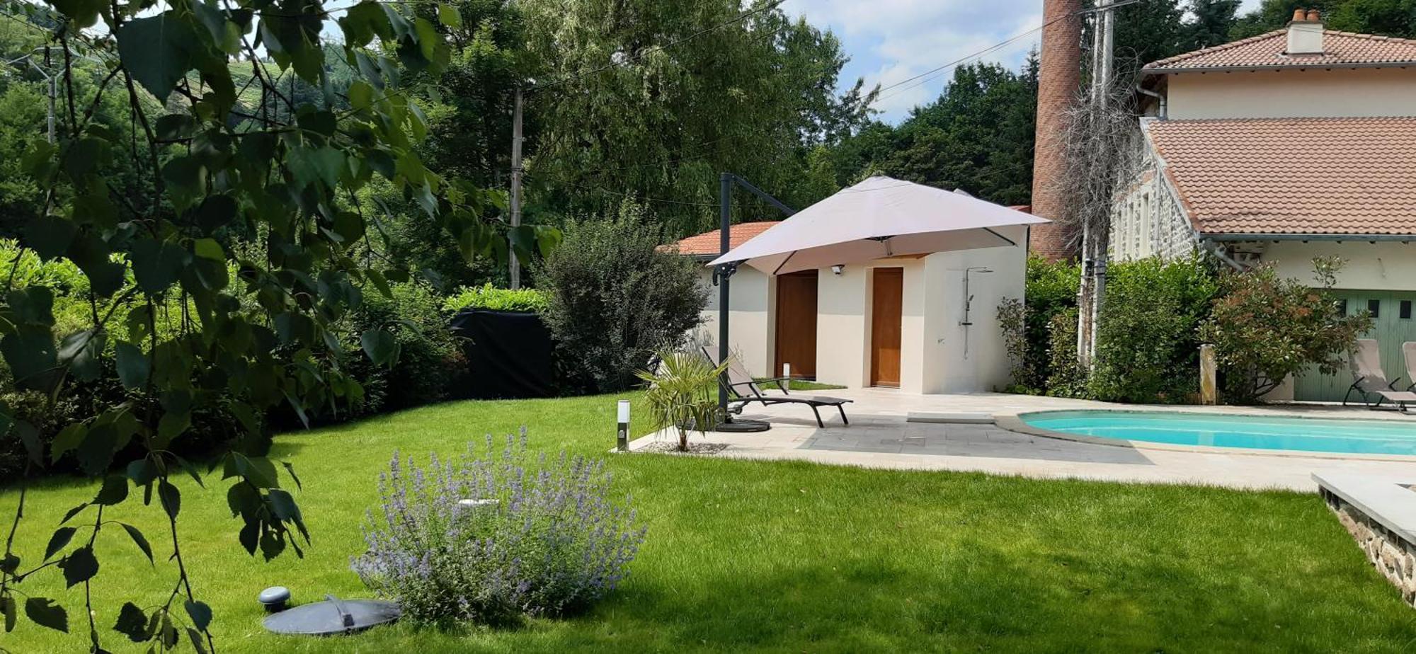 Joli Gite Rural Dans Un Havre De Paix Saint-Bonnet-le-Troncy Extérieur photo